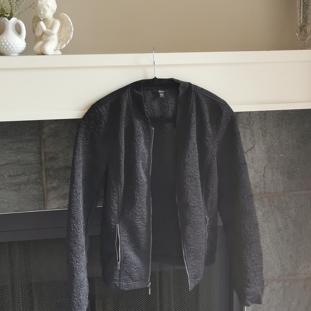 GUESS，USM，BLACK JACKET